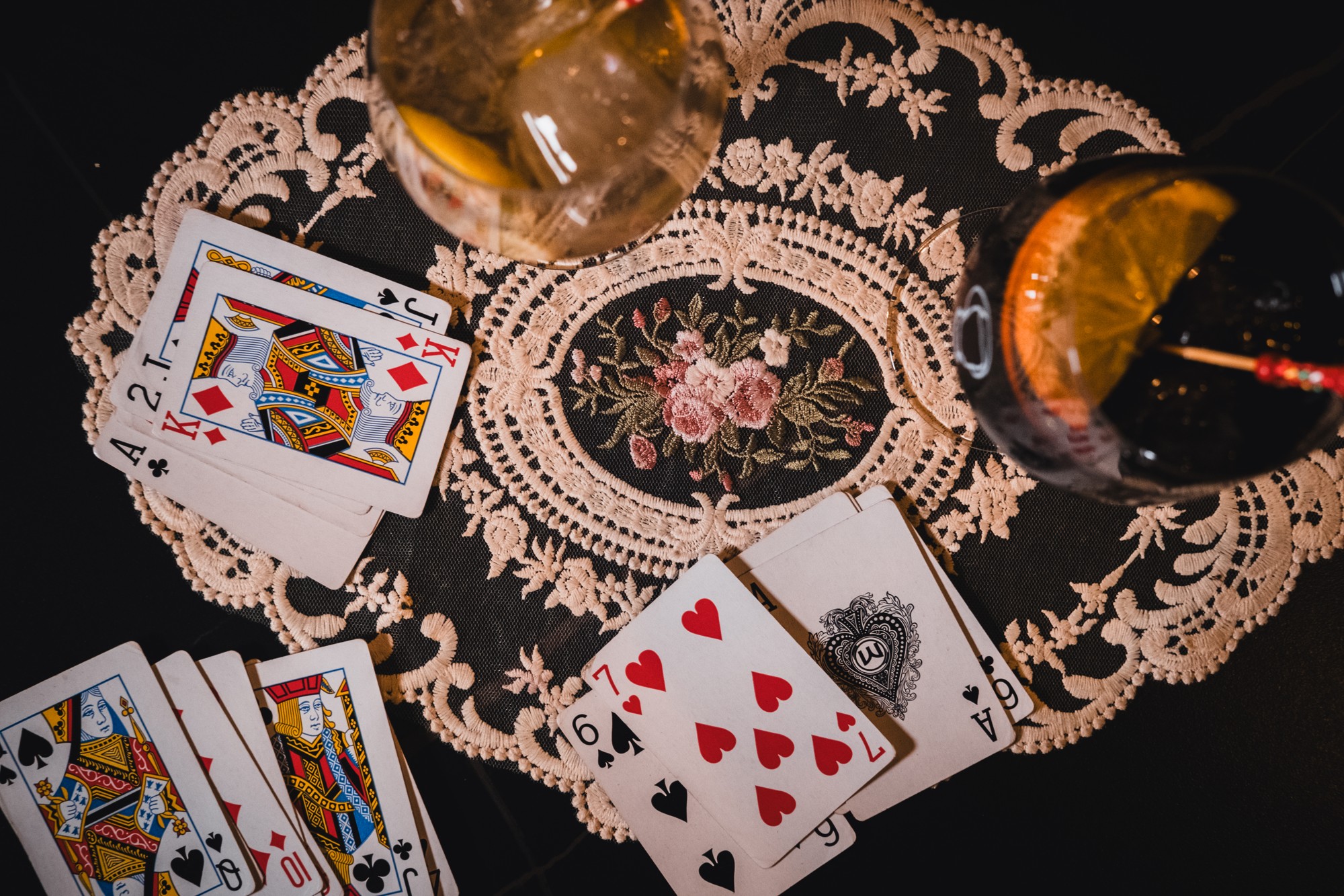 La Vieja del Visillo, Palma. Vermut y cartas sobre la blonda de la abuela