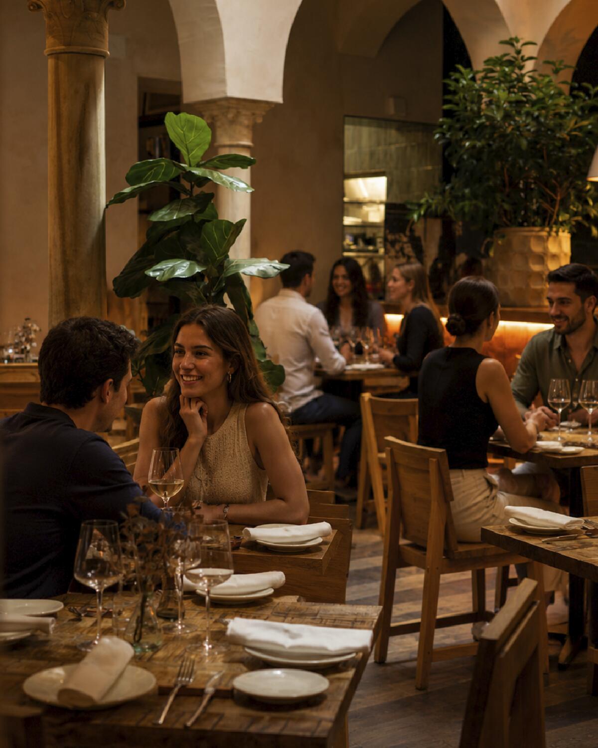 La sala de Casa Cuna llena de gente