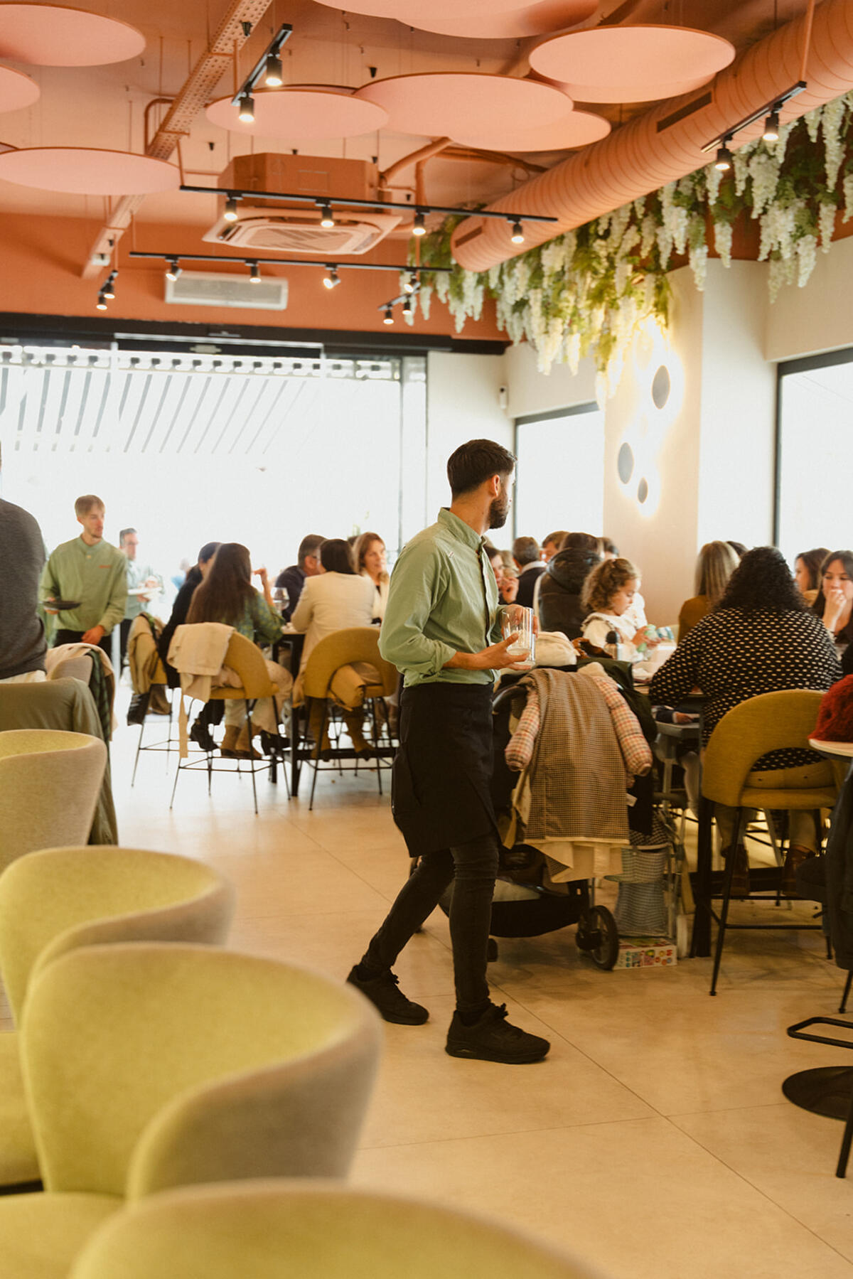 La sala de Amorío en hora de servicio